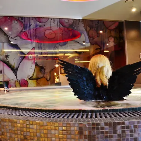 Azalia & Hotel 3*