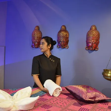 Hotel Azalia &