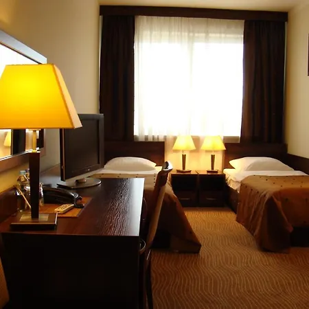 Hotel Azalia & Niepolomice
