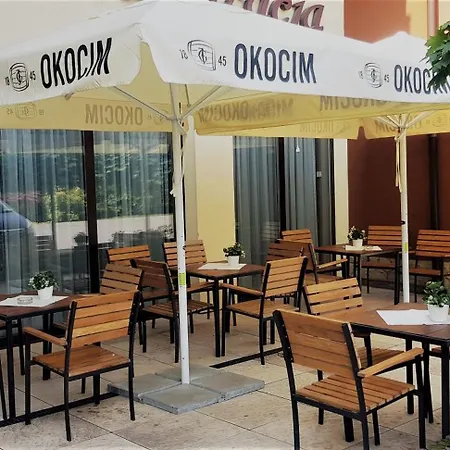 Hotel Azalia &