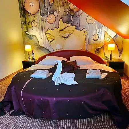 Hotel Azalia &