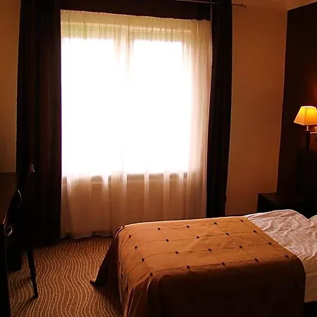 Azalia & Hotel Niepołomice