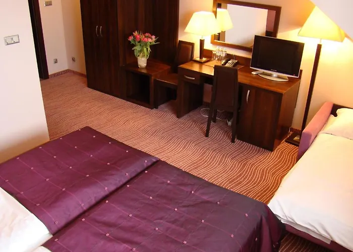 Azalia & Hotel Niepołomice